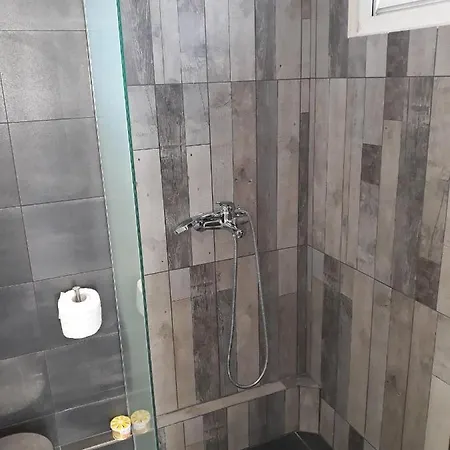 Studiosbank Kab D Appartement Dráma